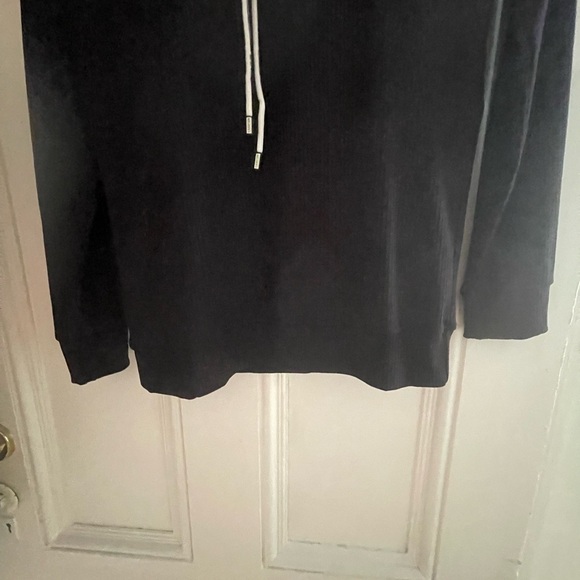 Diya Ribbed w/hood NWT - Picture 3 of 8